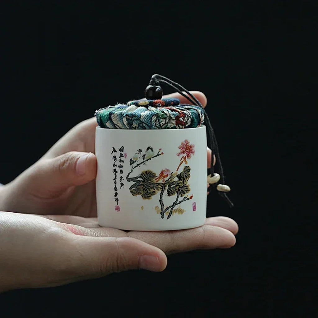 Hand-Painted Ceramic Tea Caddy with Fabric Lid – Portable Sealed Jar