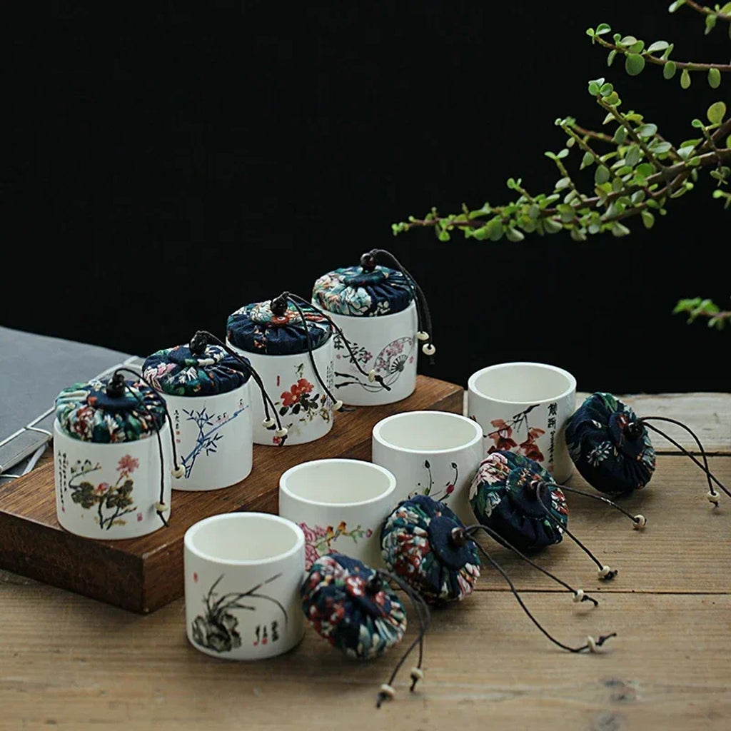 Hand-Painted Ceramic Tea Caddy with Fabric Lid – Portable Sealed Jar