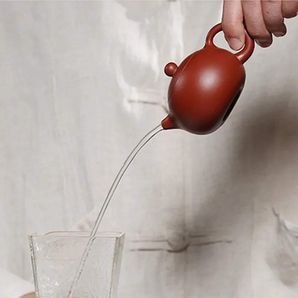 Classic Yixing Zisha Teapot – Handmade Red Clay Gongfu Pot